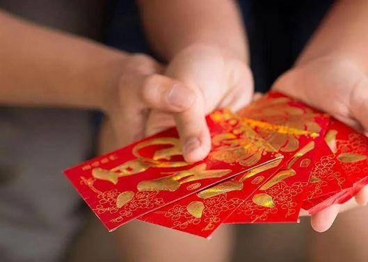 关切员工父母，为员工父母设置关切金造度